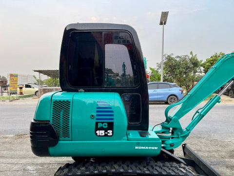 Komatsu PC15-3