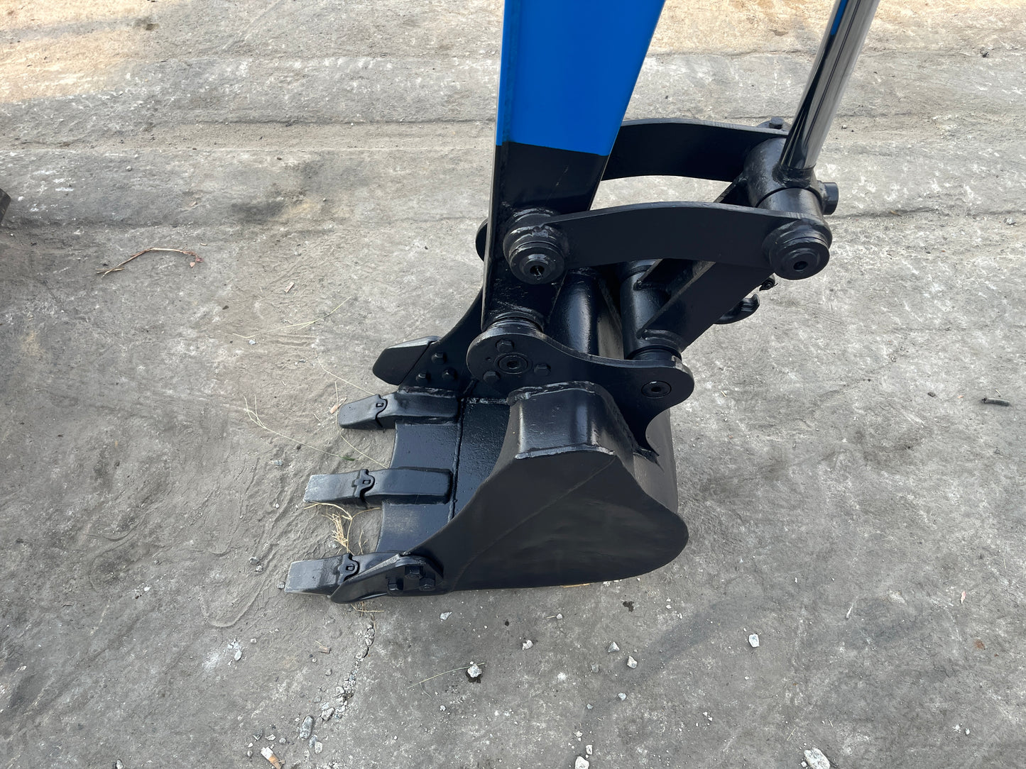 Kobelco SK024