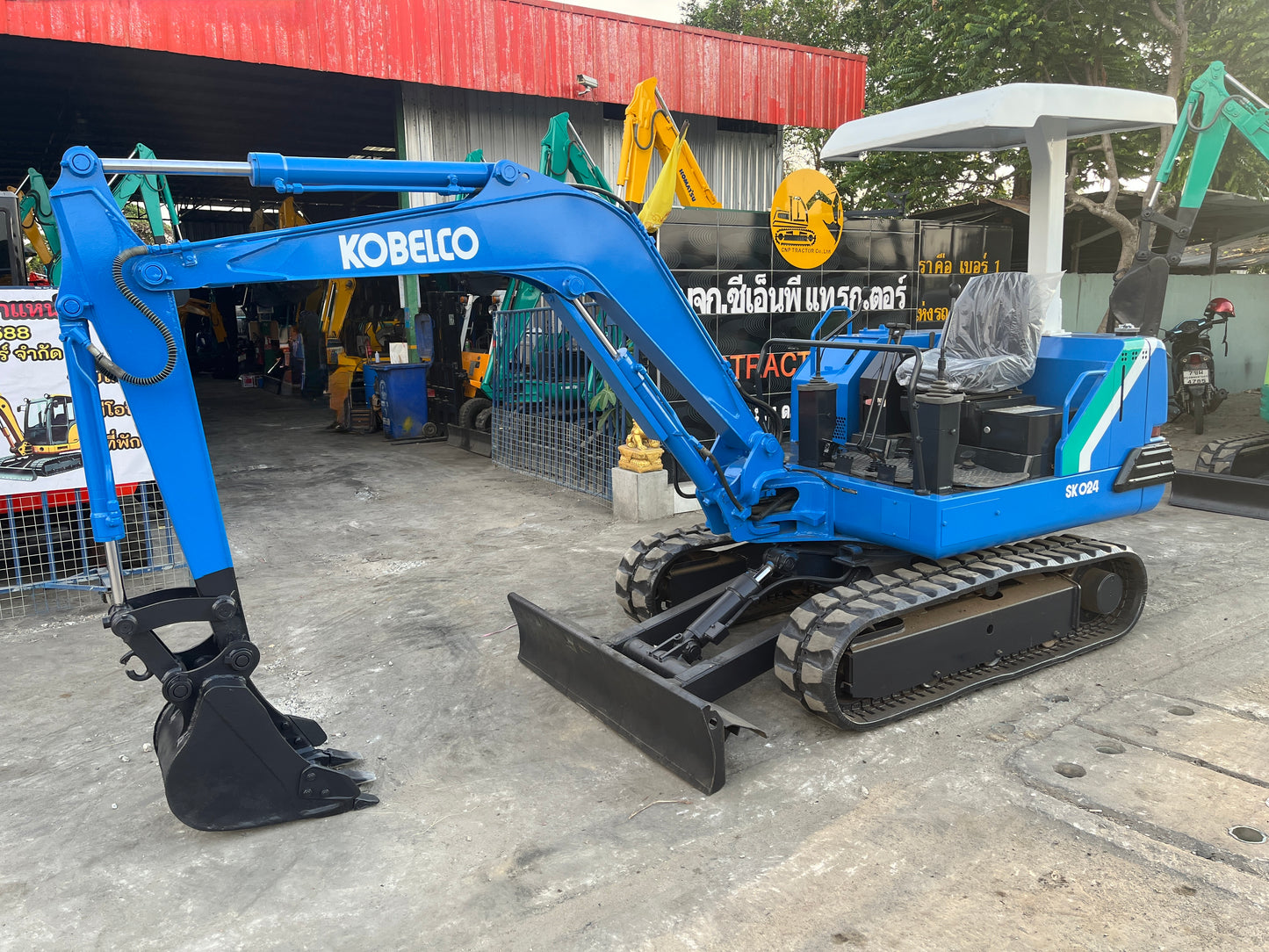 Kobelco SK024