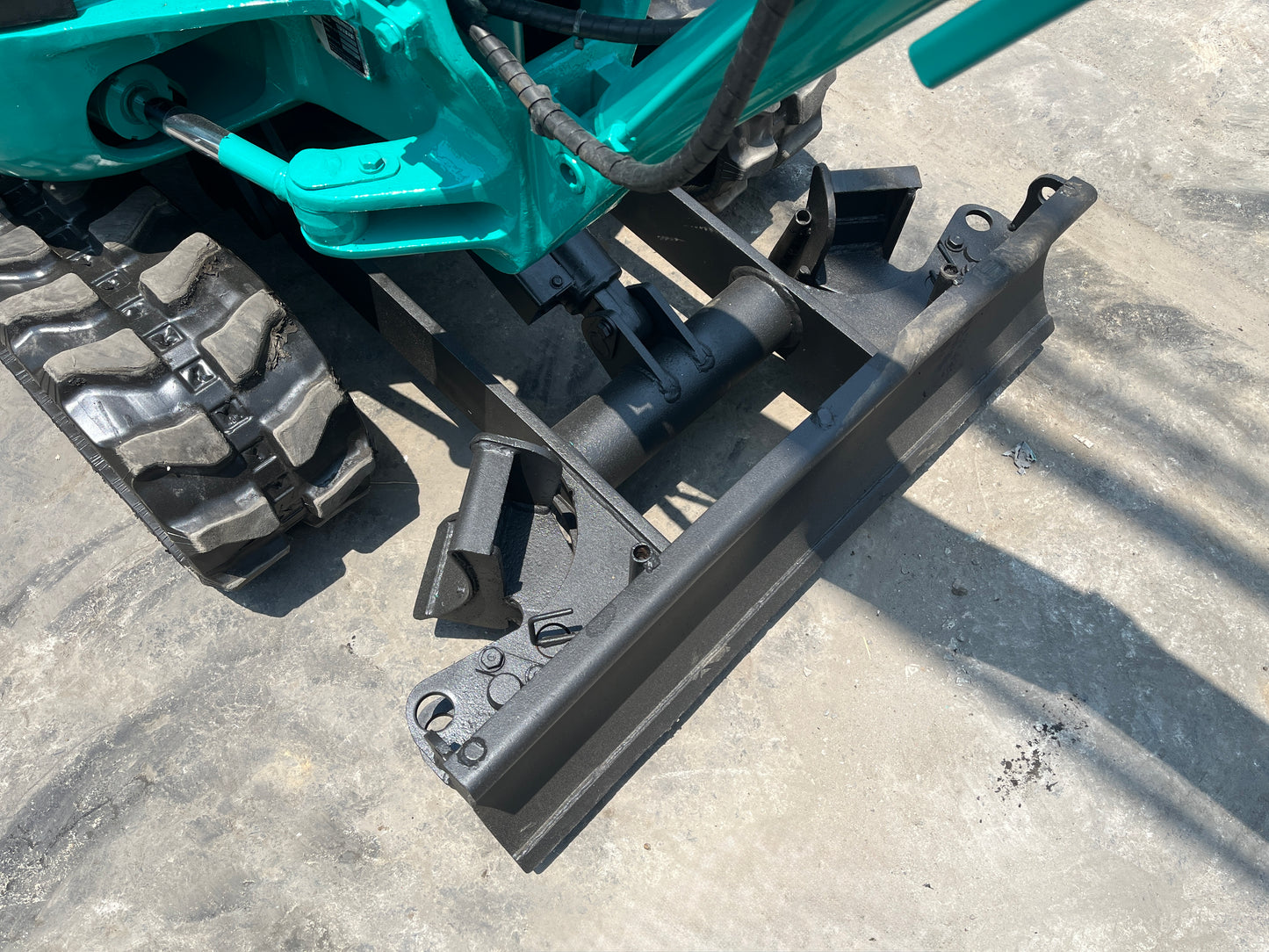 Komatsu PC15MR-1