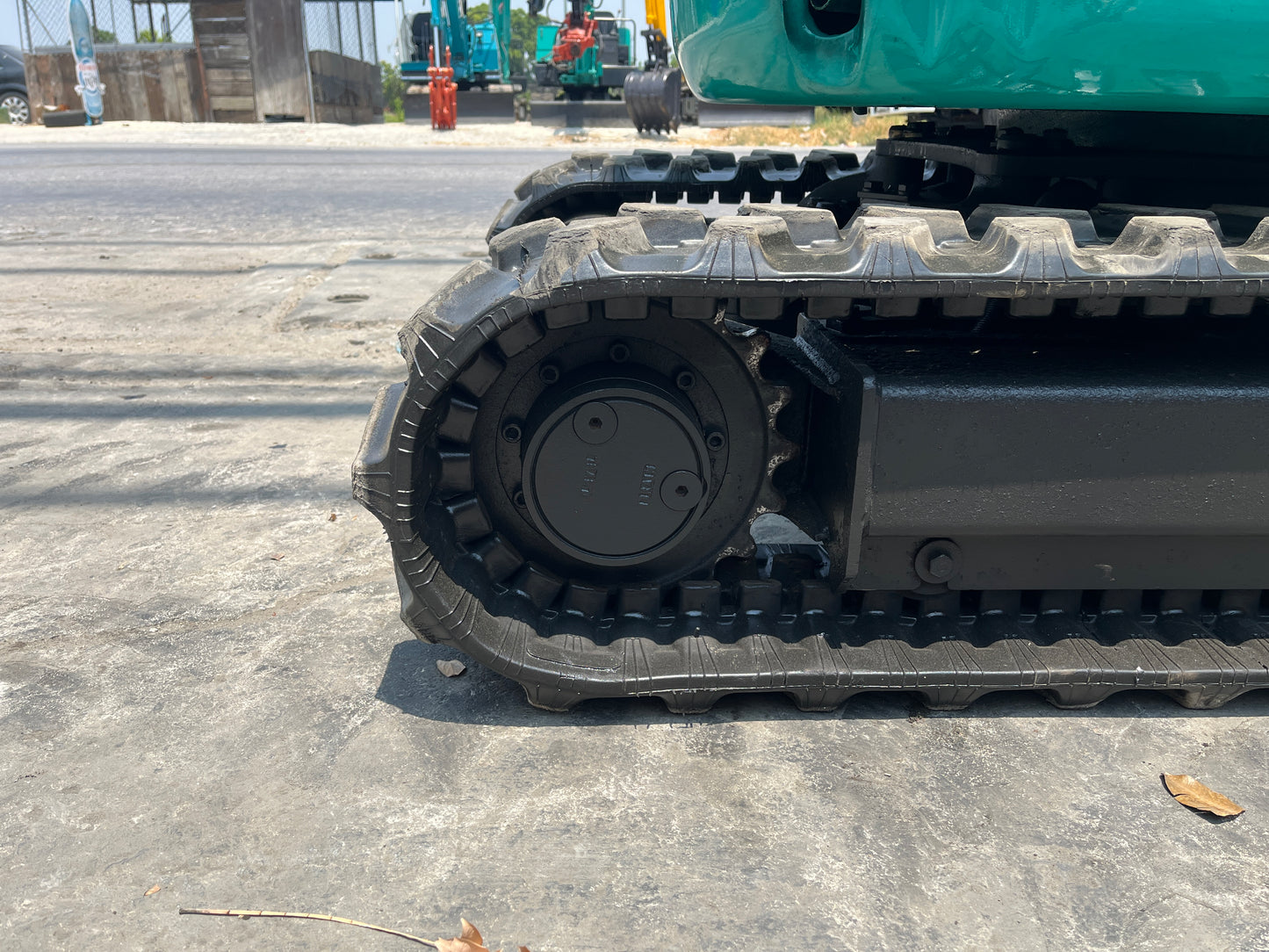 Komatsu PC15MR-1