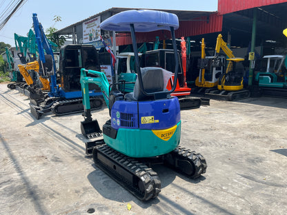 Komatsu PC15MR-1