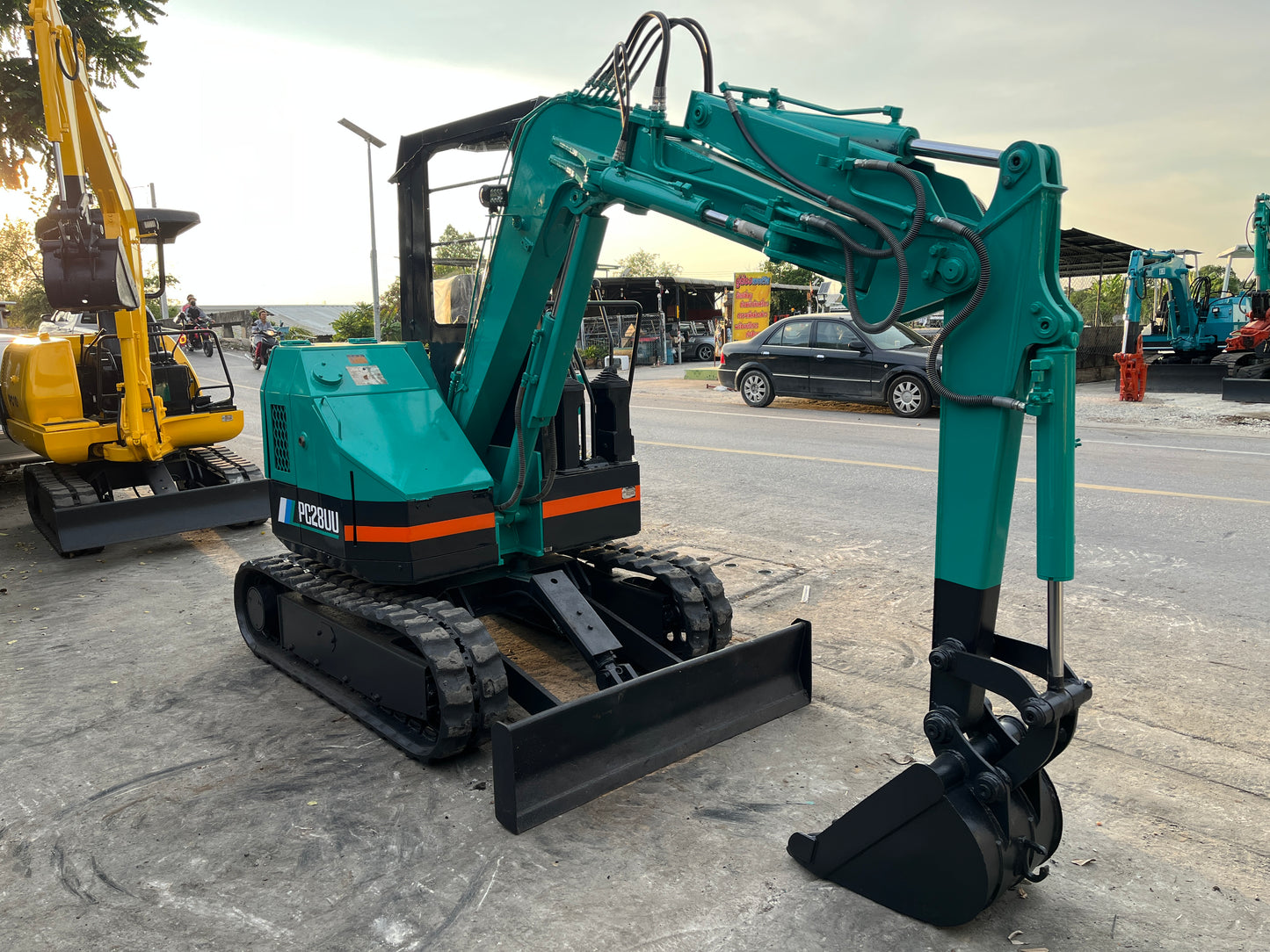 Komatsu PC28UU
