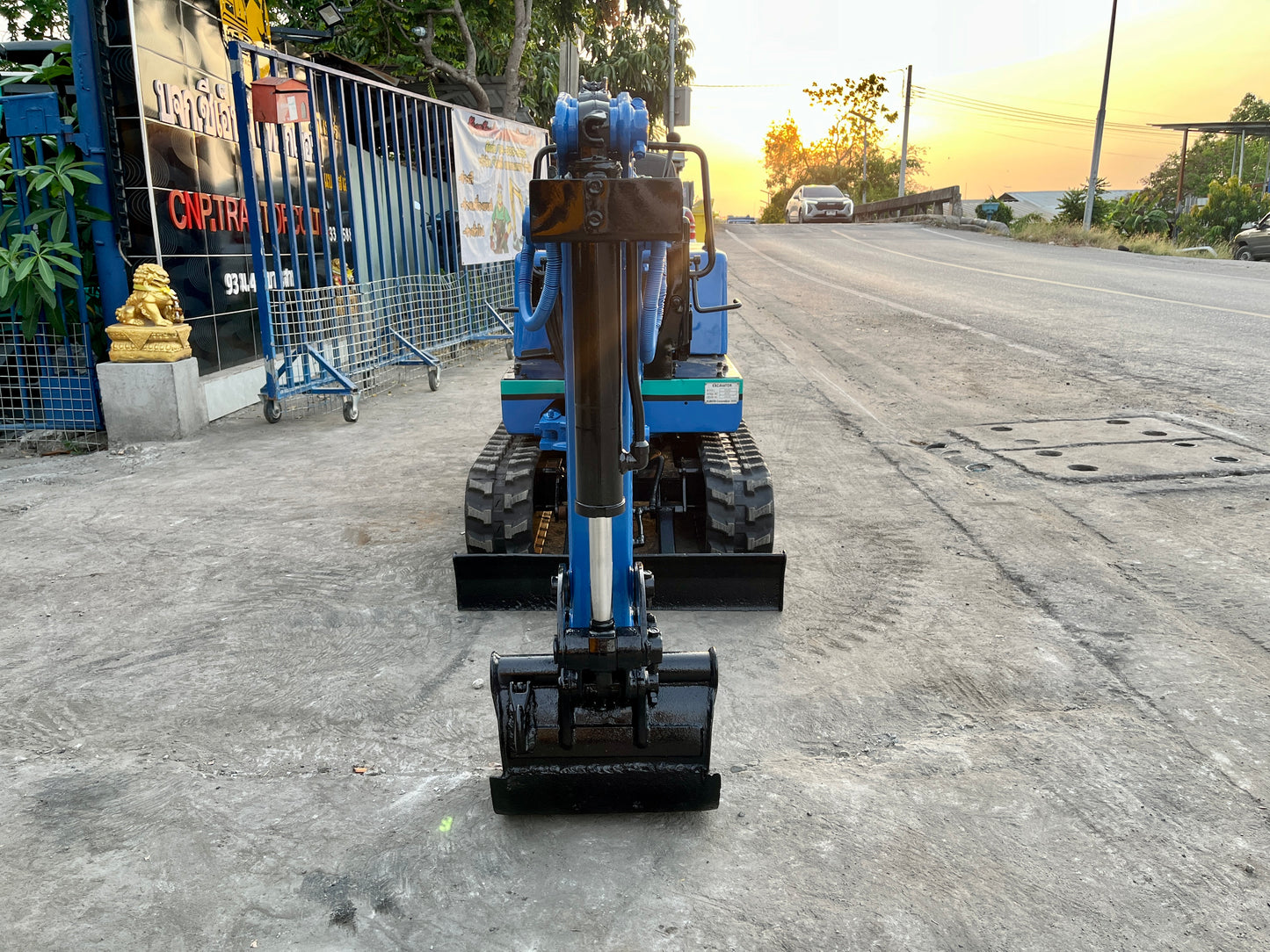 Kubota KH-007