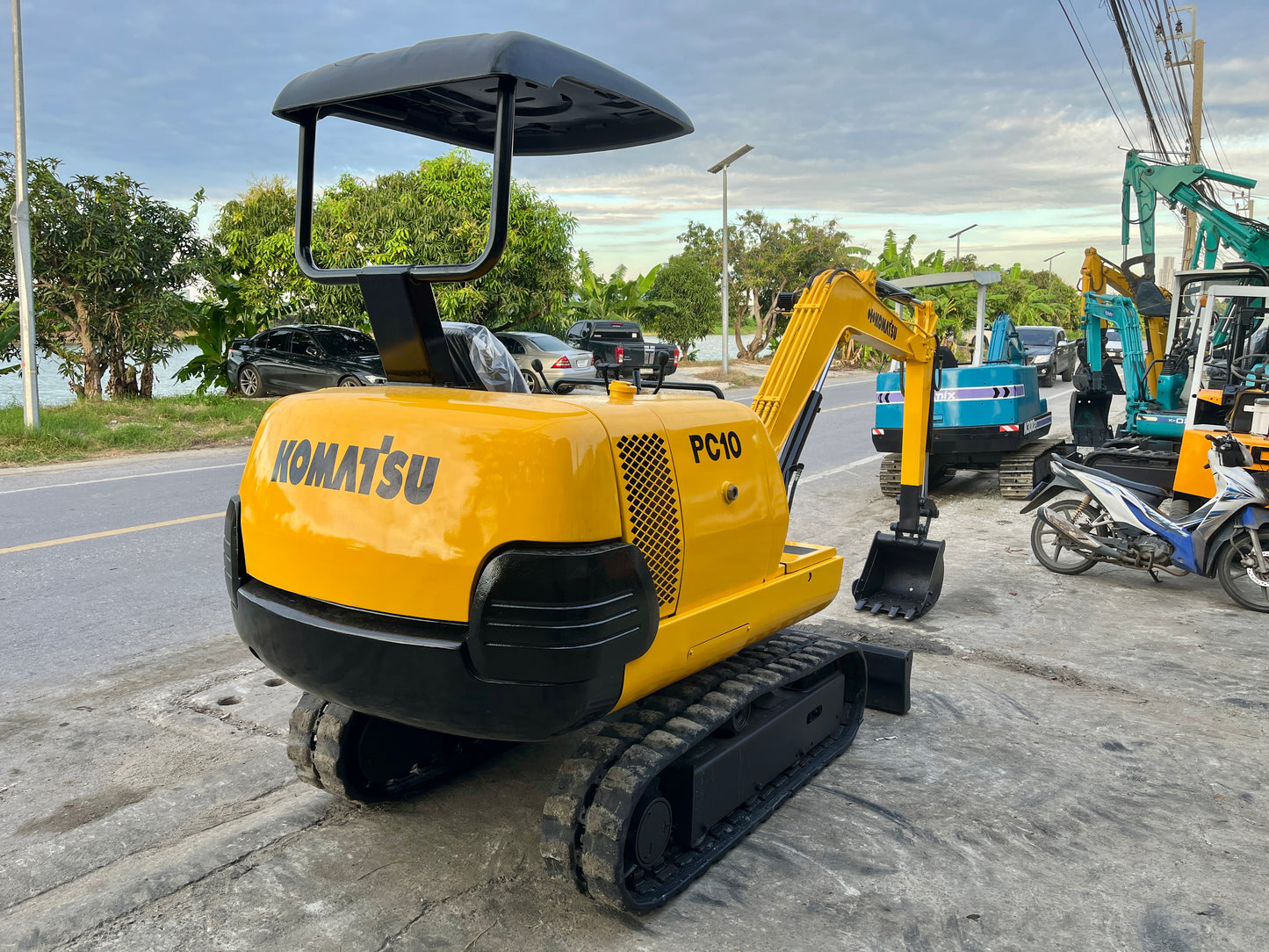 Komatsu PC10-7