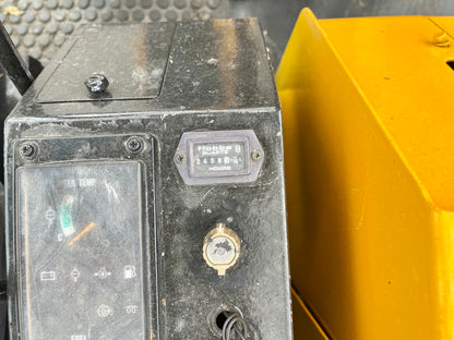 Kobelco SK027