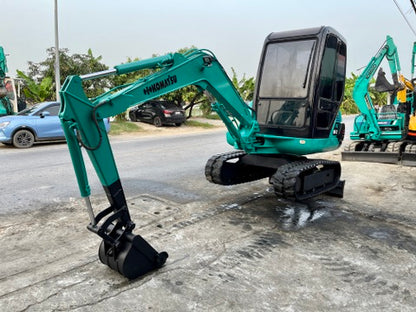 Komatsu PC15-3