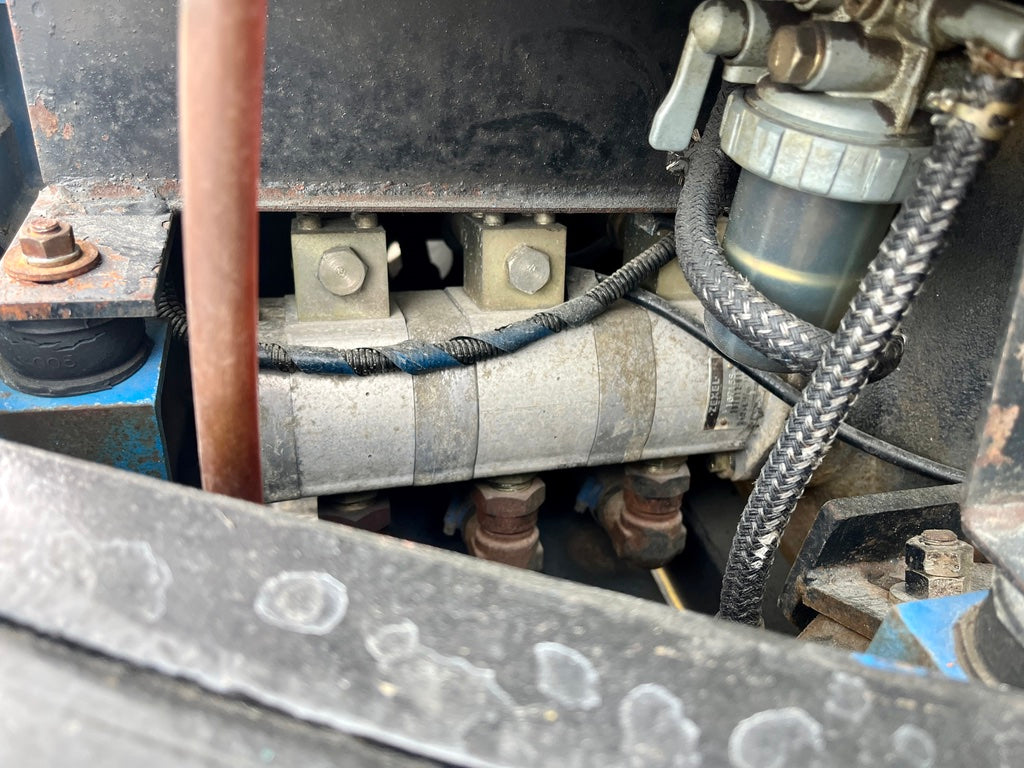 Kobelco SK027