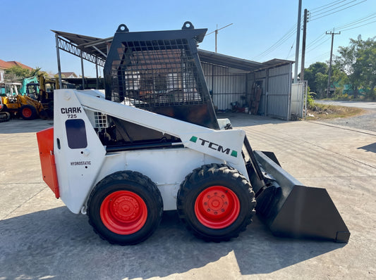 TCM BOBCAT 725