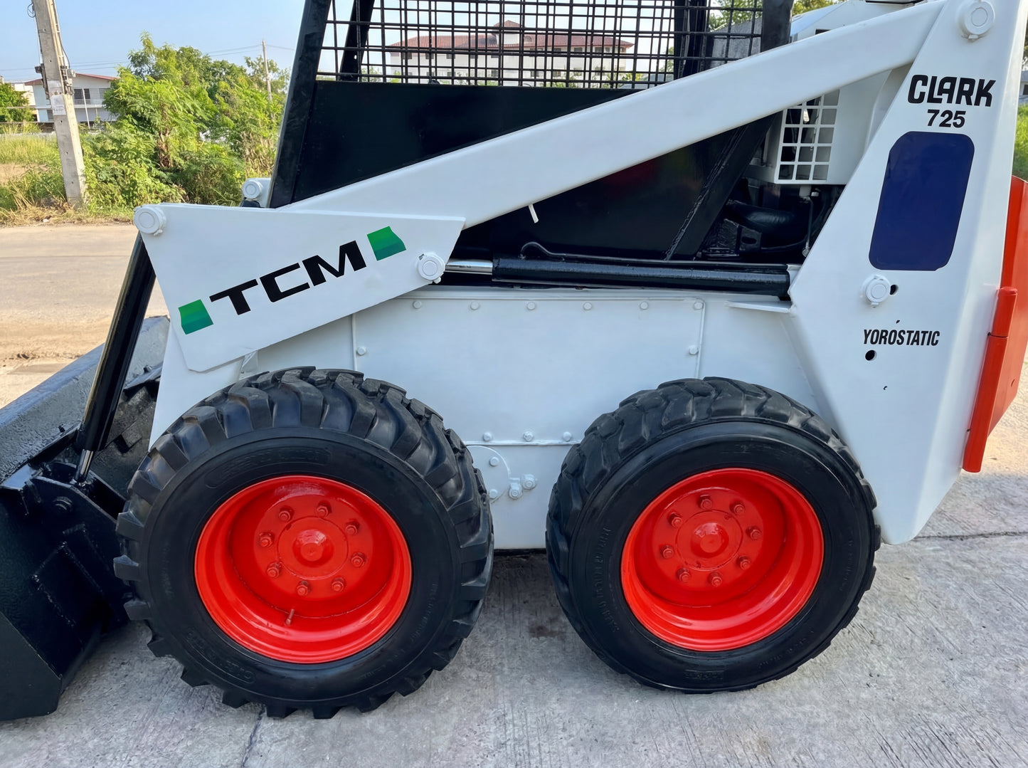 TCM BOBCAT 725