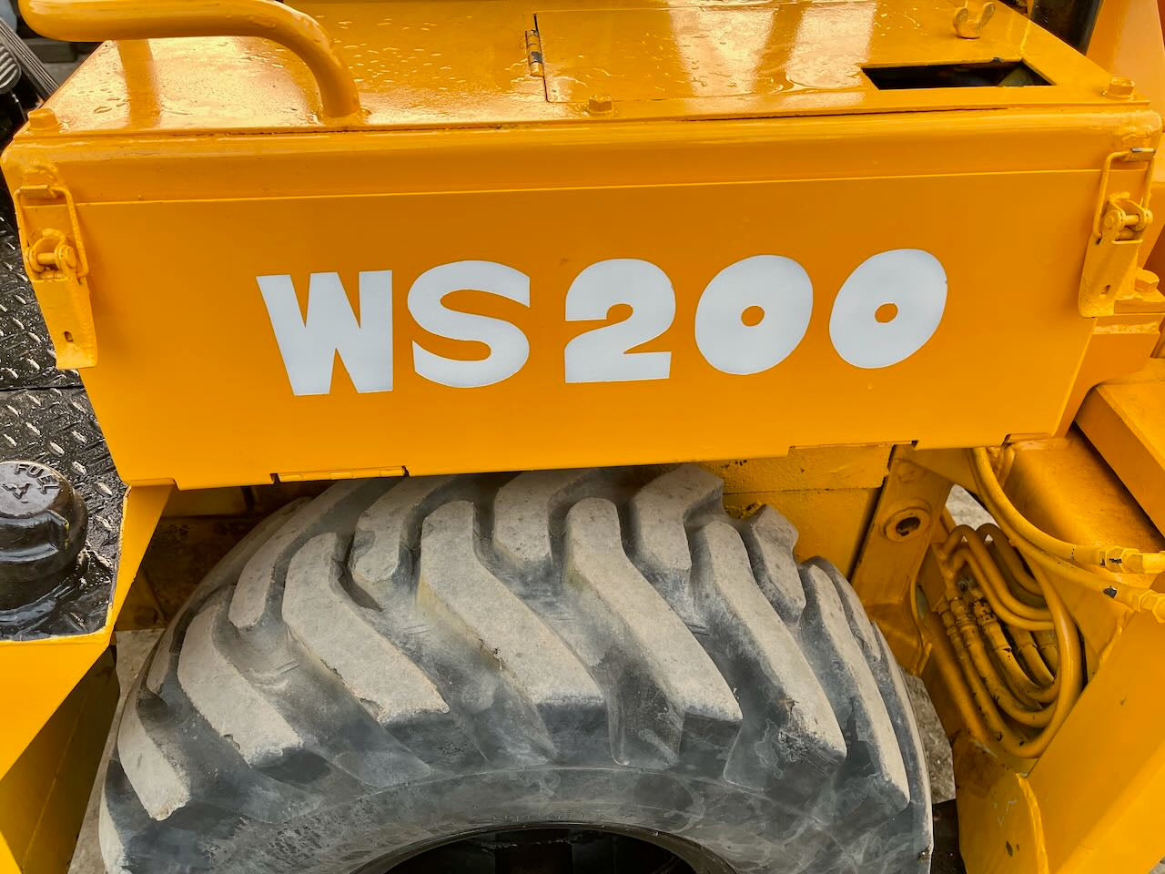 Mitsubishi WS200