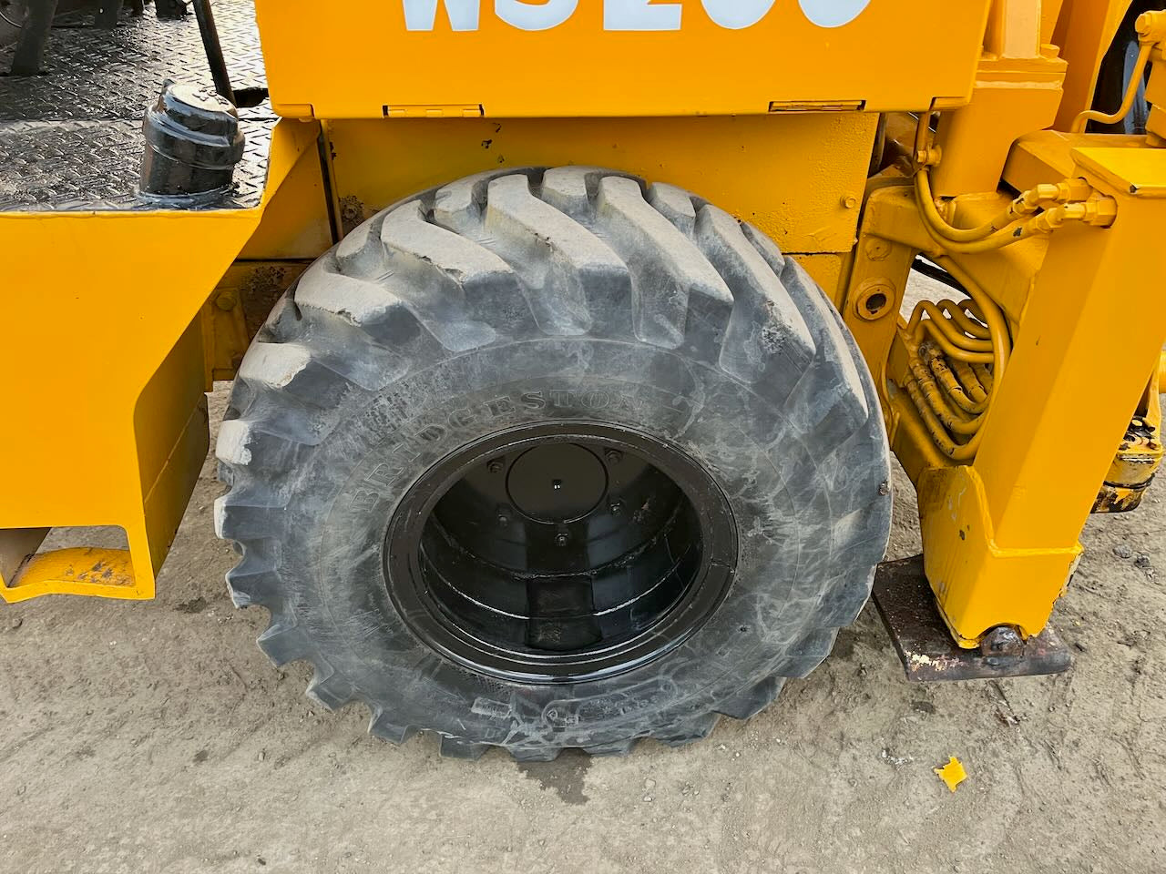 Mitsubishi WS200