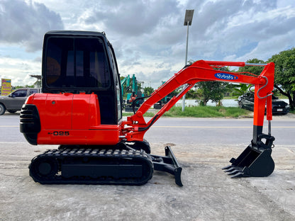 Kubota K-025