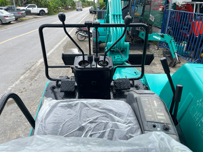Komatsu PC15-3