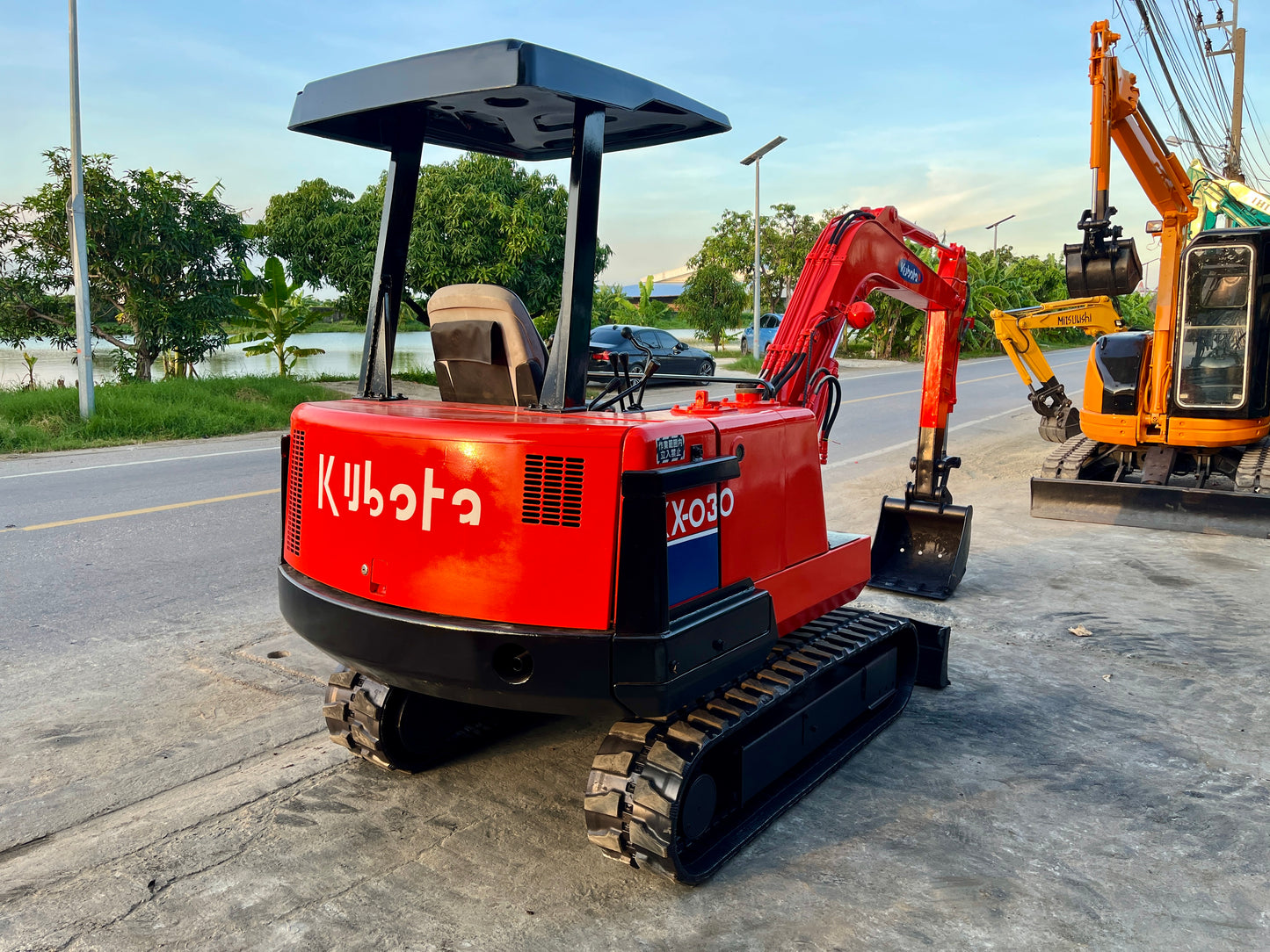 Kubota KX-030
