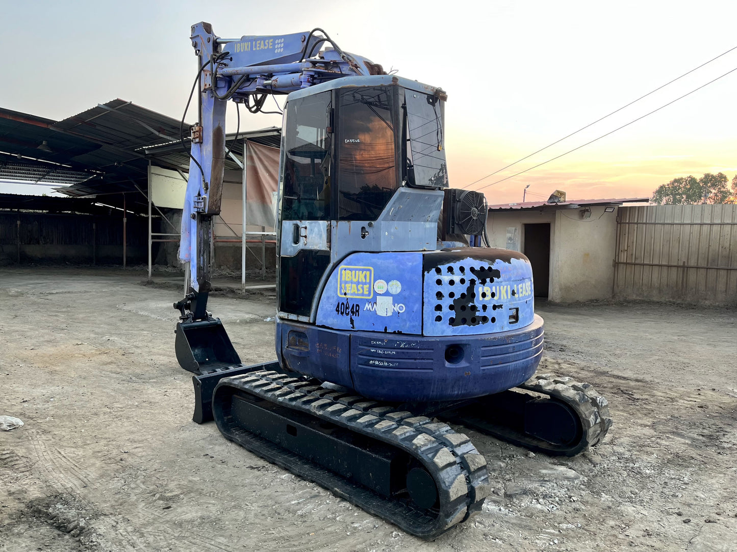 Hitachi EX55UR
