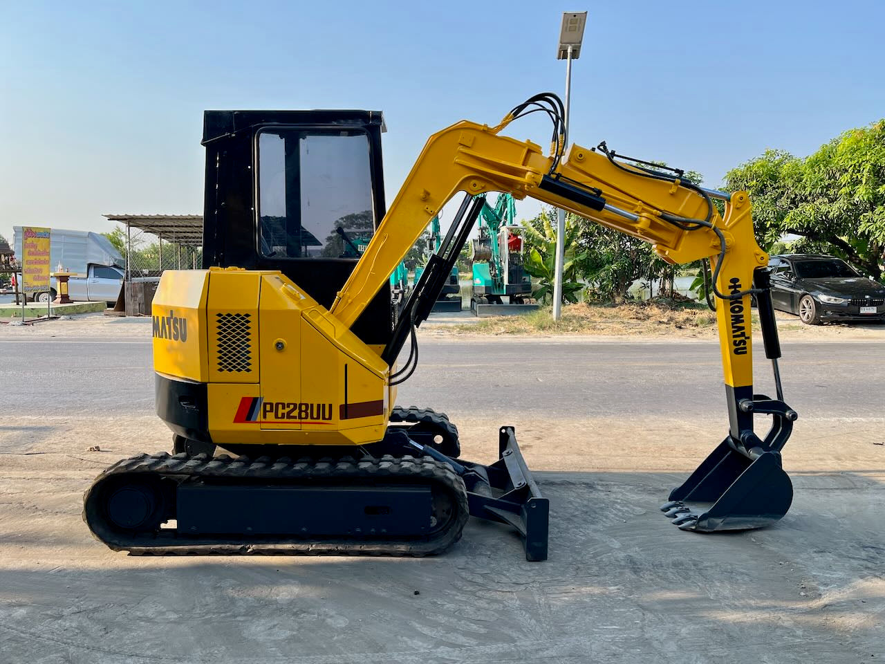 Komatsu PC28UU-1