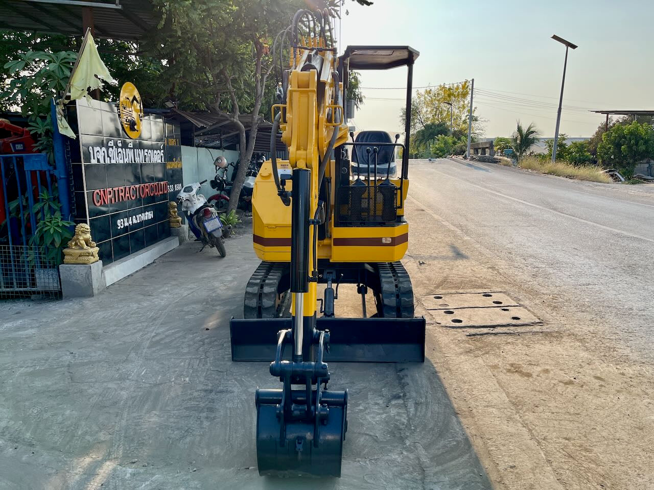 Komatsu PC28UU-1