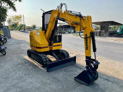 Komatsu PC28UU-1
