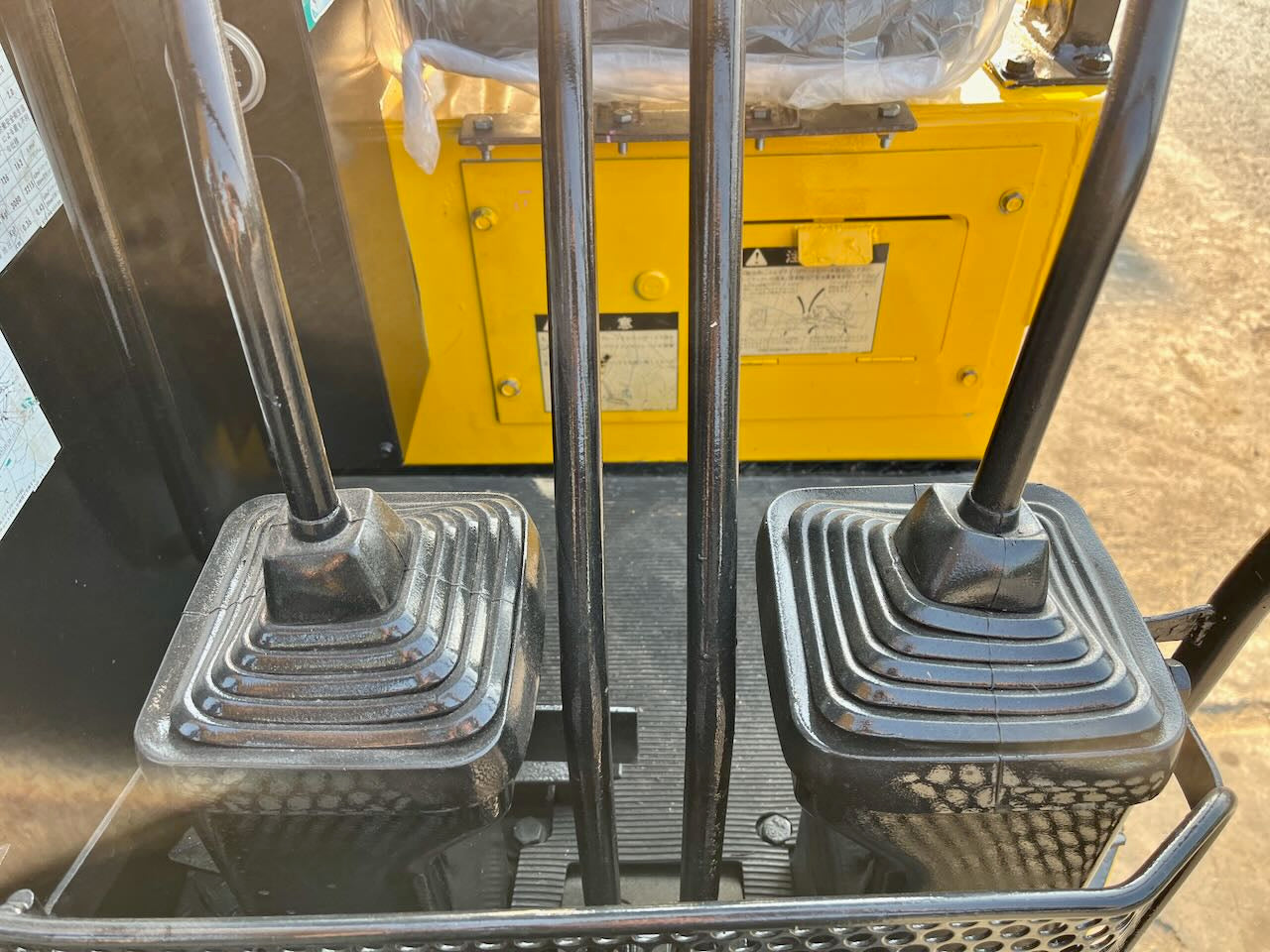 Komatsu PC28UU-1