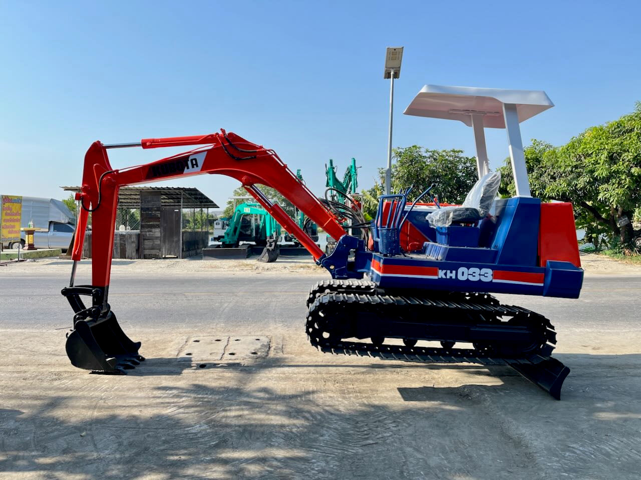Kubota KH-033