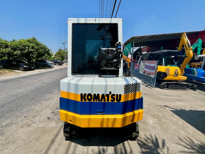 Komatsu PC15-2