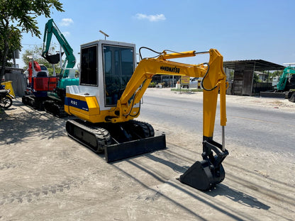 Komatsu PC15-2