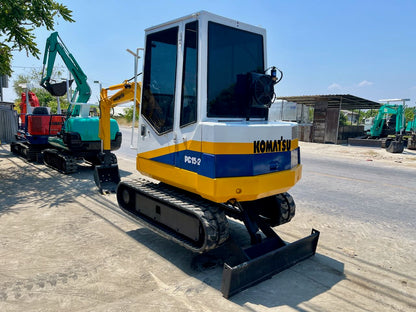Komatsu PC15-2