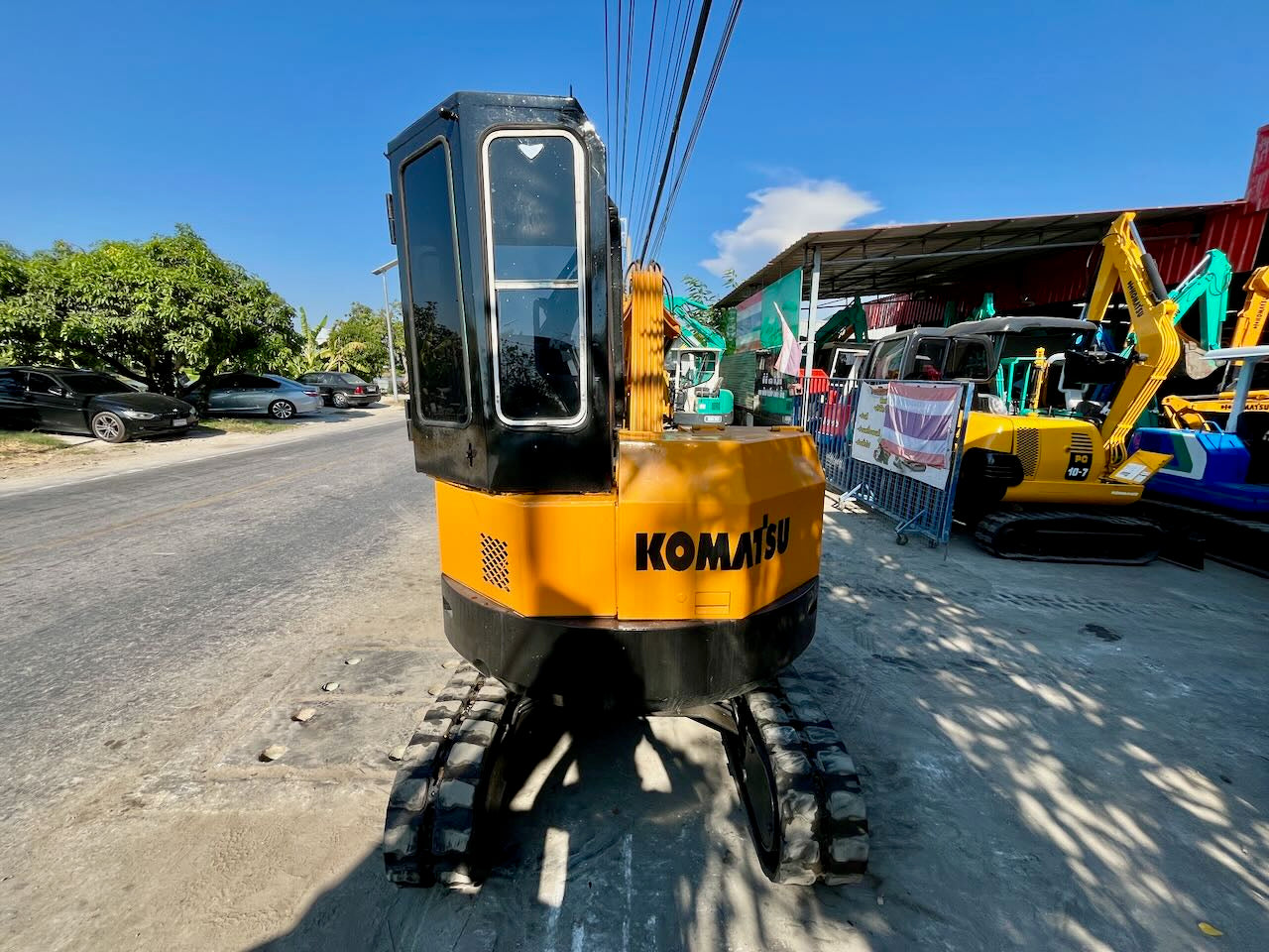Komatsu PC28UU-1