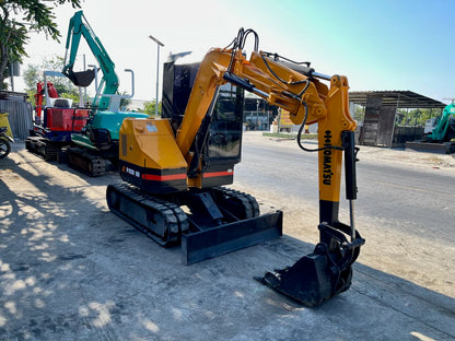 Komatsu PC28UU-1