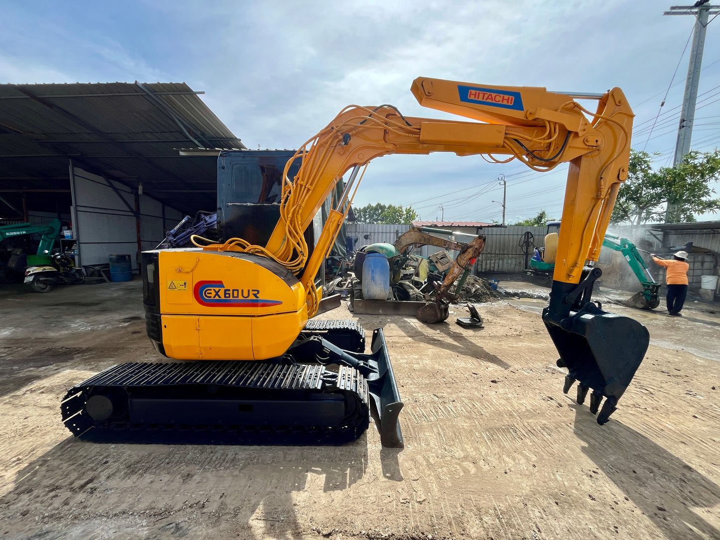 Hitachi EX60UR