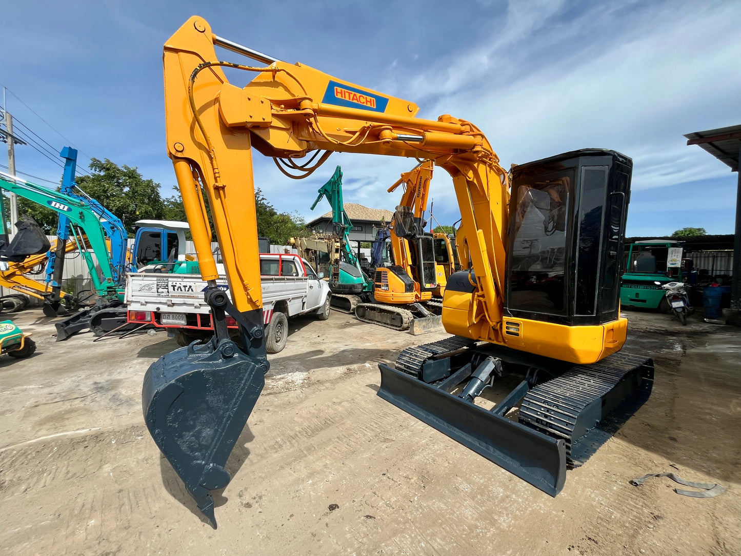 Hitachi EX60UR