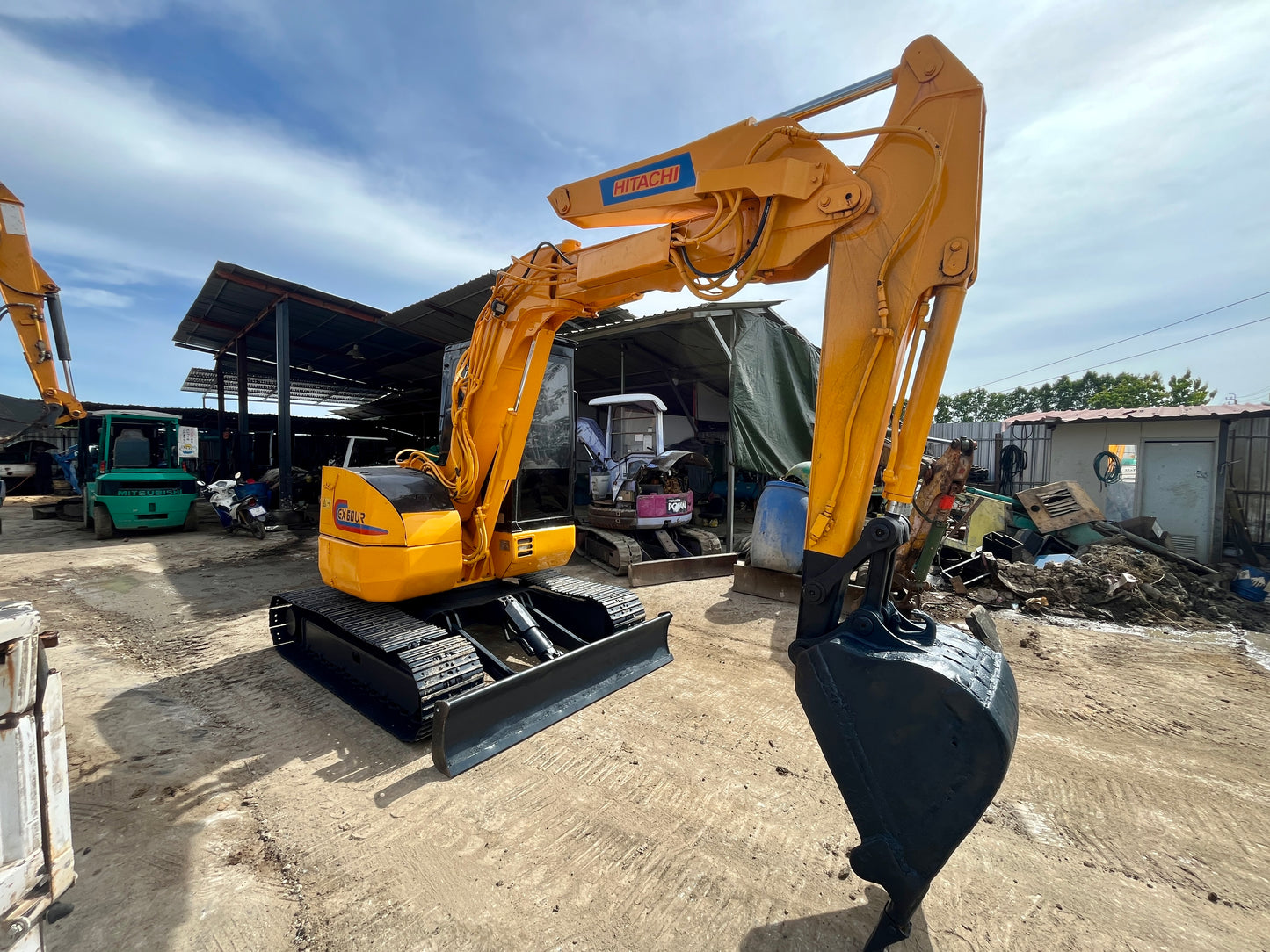Hitachi EX60UR