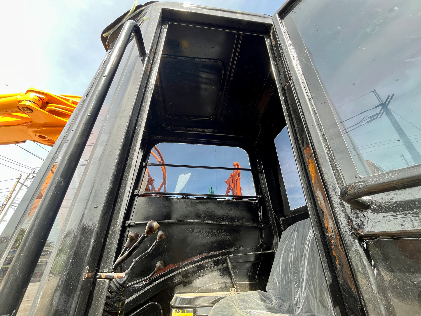 Hitachi EX60UR