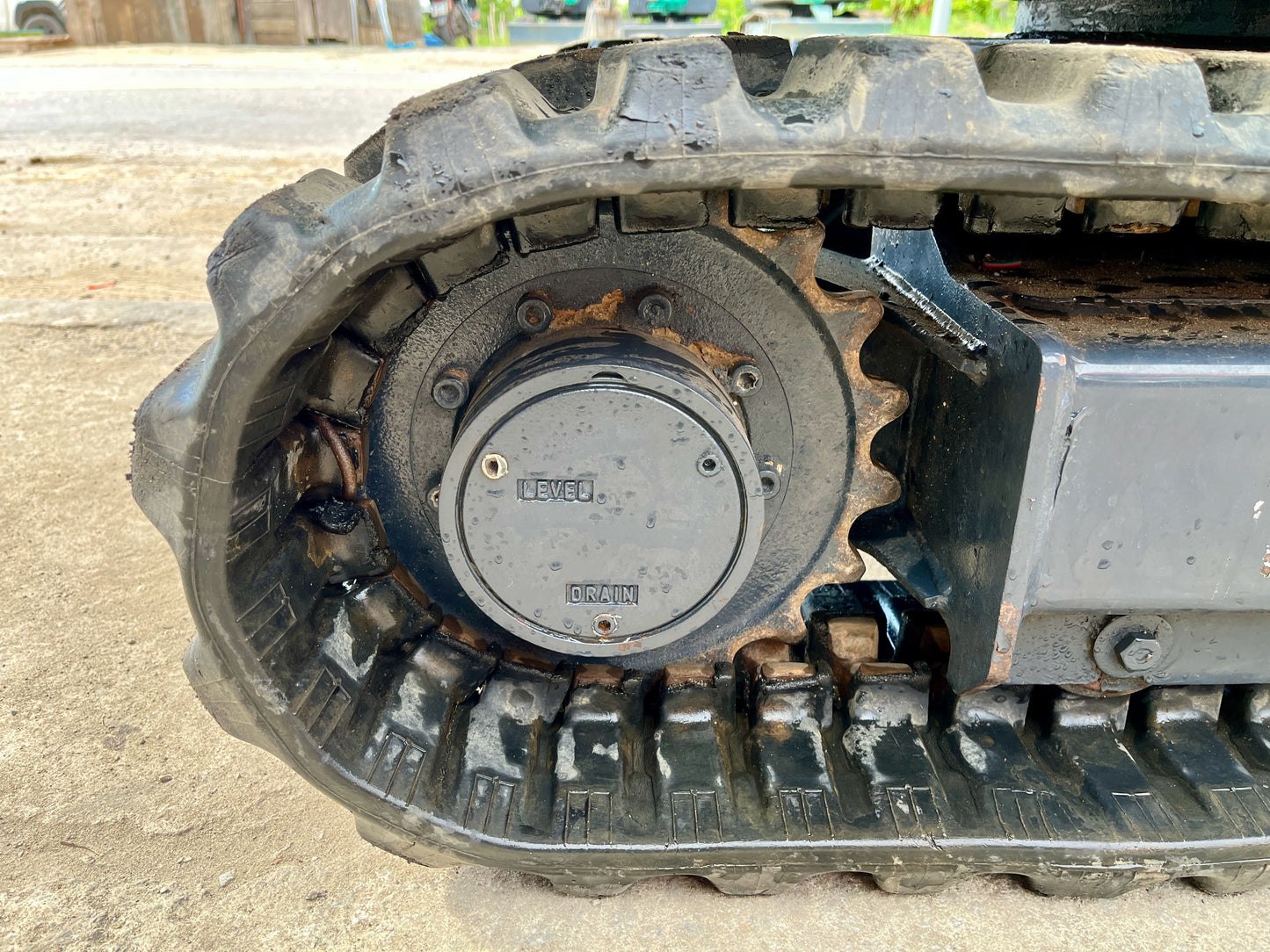 Komatsu PC15R-8