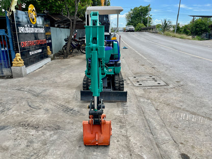 Komatsu PC15R-8
