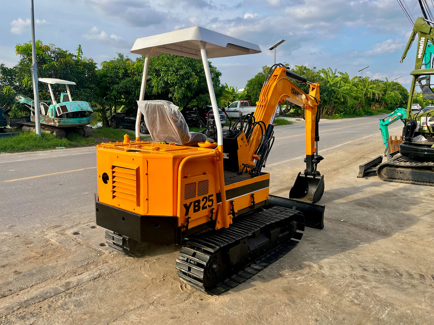 Yanmar YB25