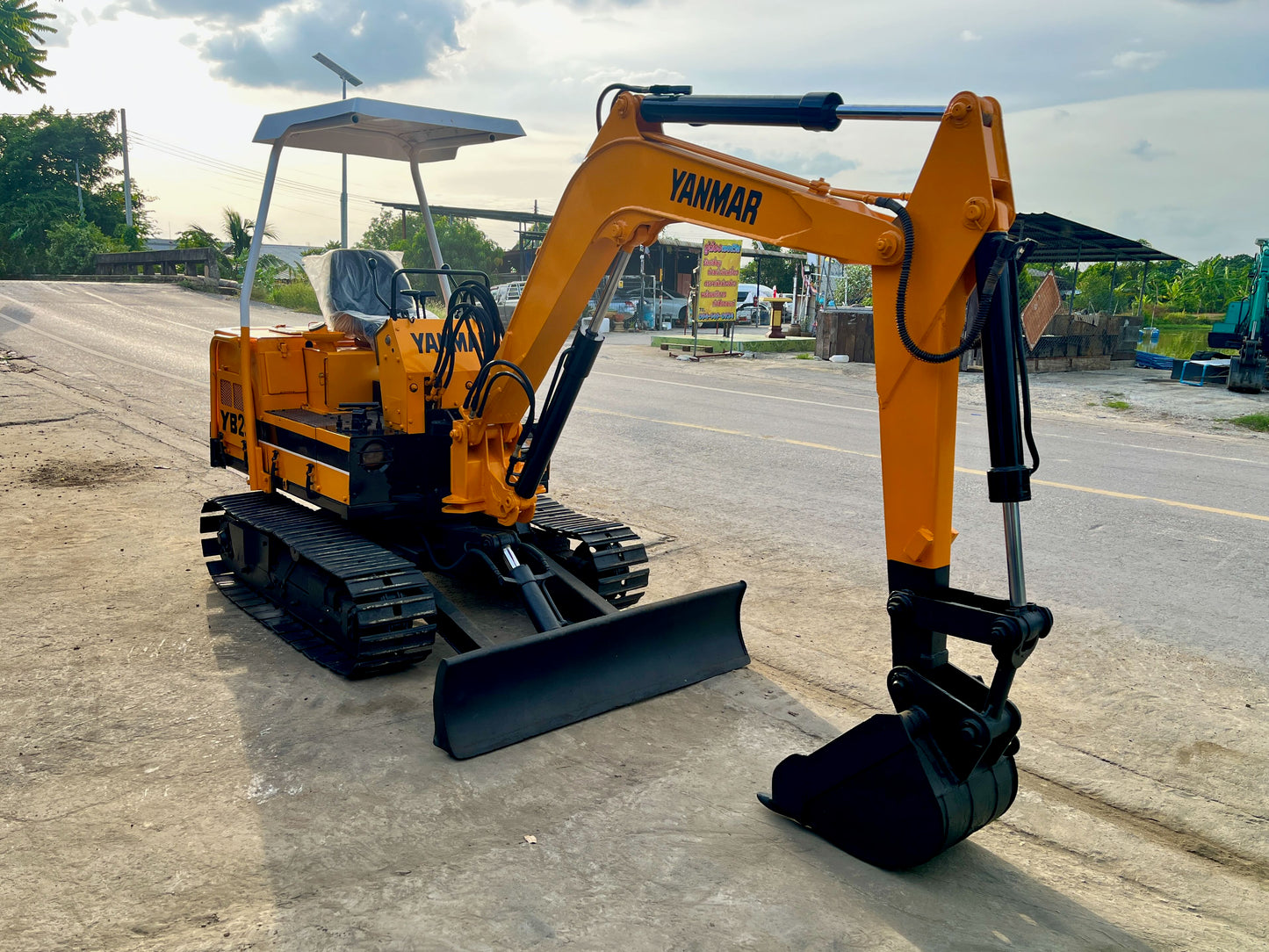 Yanmar YB25