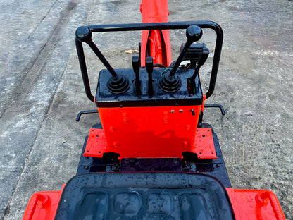 Kubota KH-007