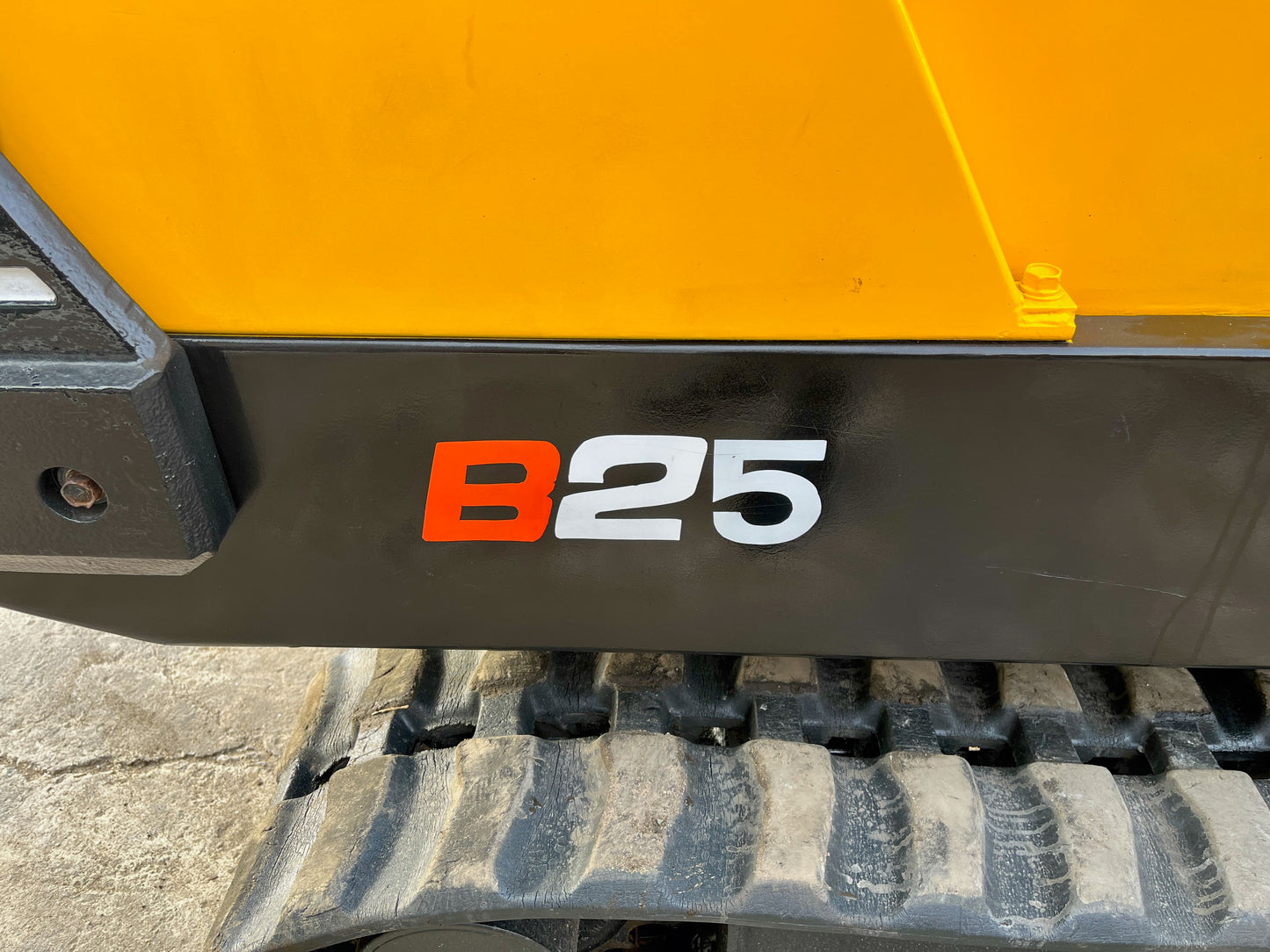 Yanmar B25-1