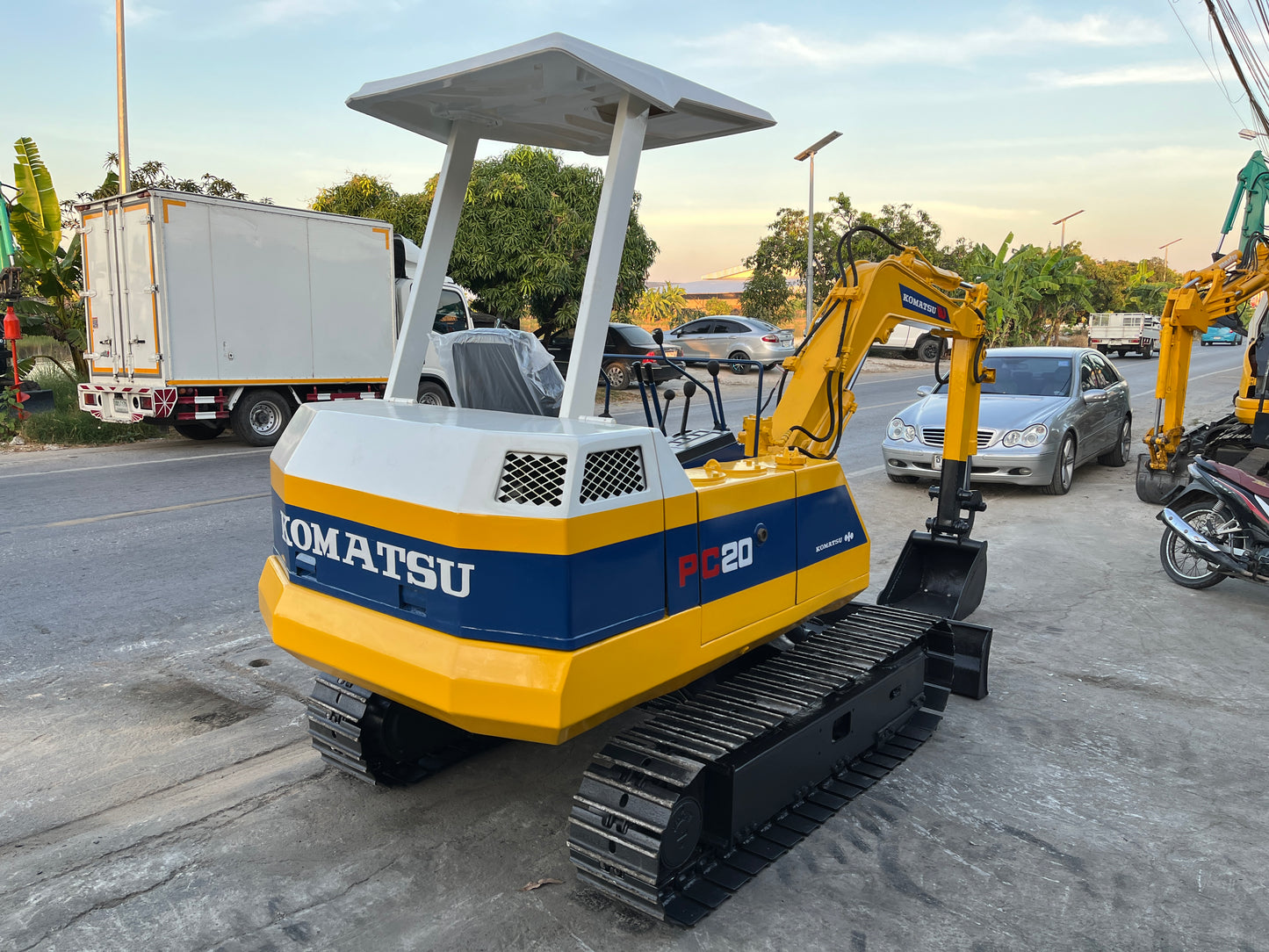 Komatsu PC20-5