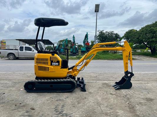 Komatsu PC15MR-1
