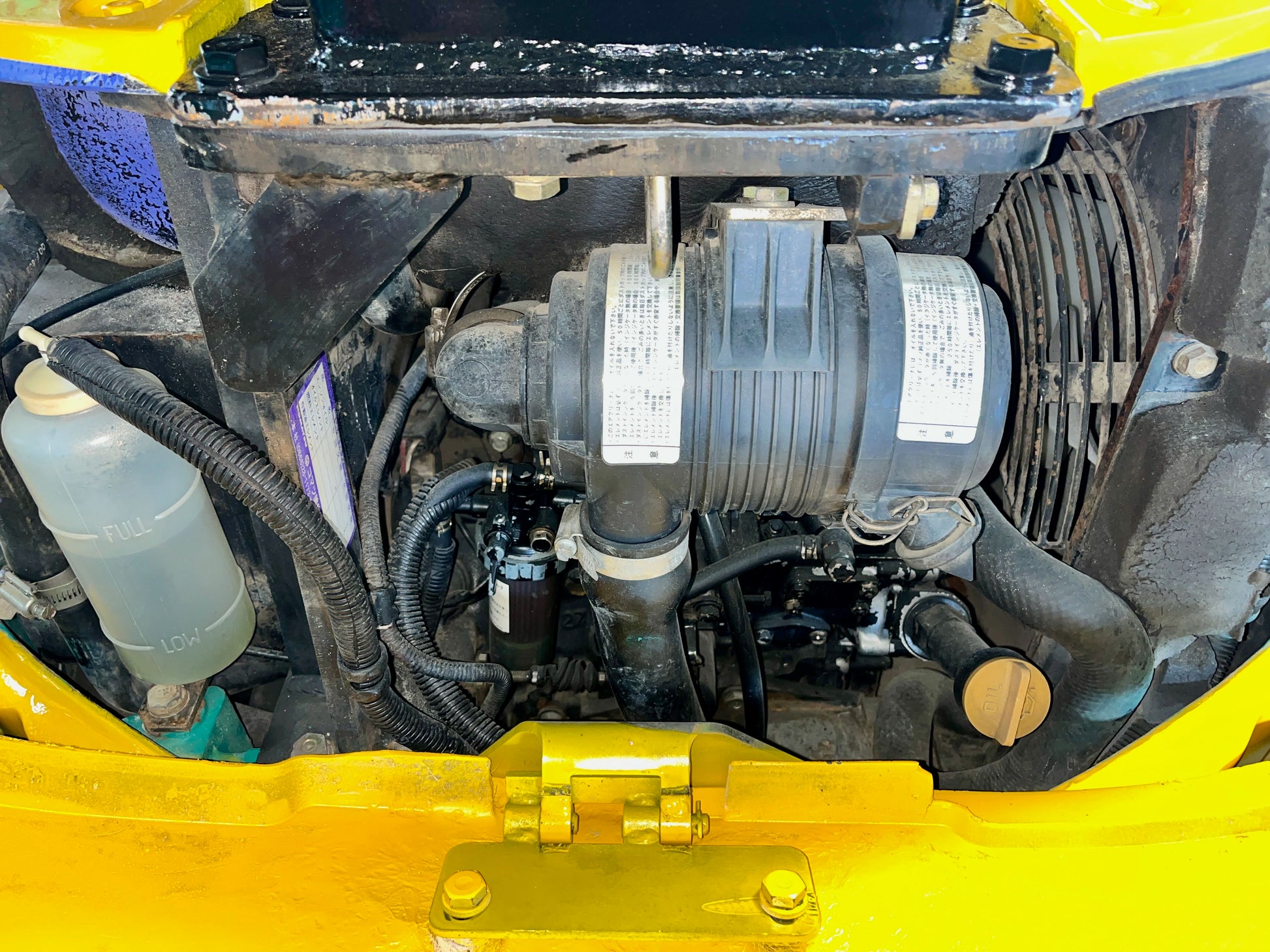 ห้องเครื่องรถขุด Komatsu PC15MR-1
