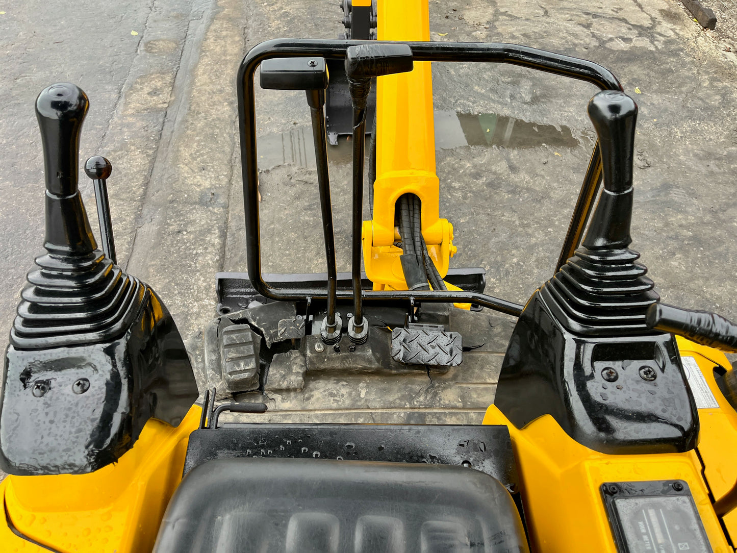 ชุดคอนโทรลรถขุด Komatsu PC15MR-1