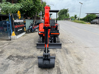 รถขุด Kubota KX-026 ภาพด้านหน้าตรง