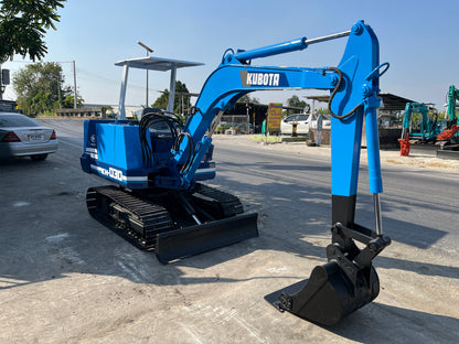 Kubota KH-030