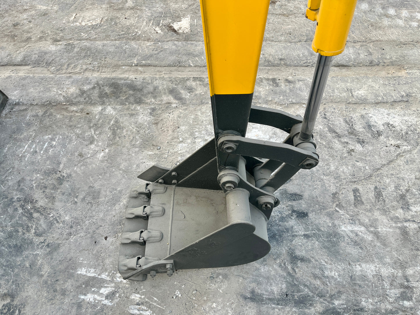Komatsu PC12UU-2