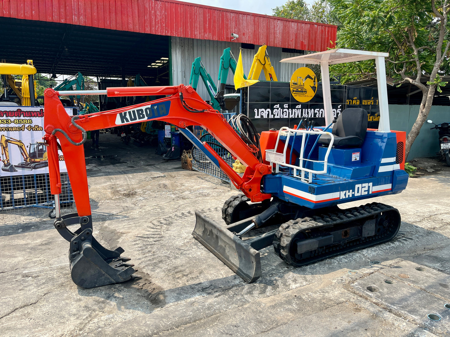 Kubota KH-021