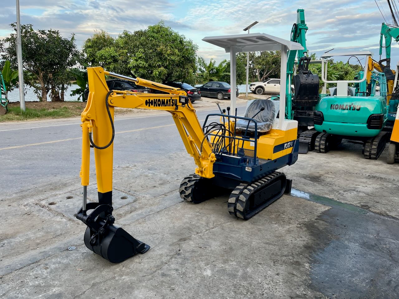 Komatsu PC07-1