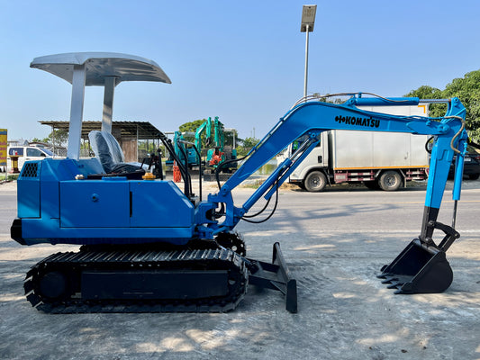 Komatsu PC15
